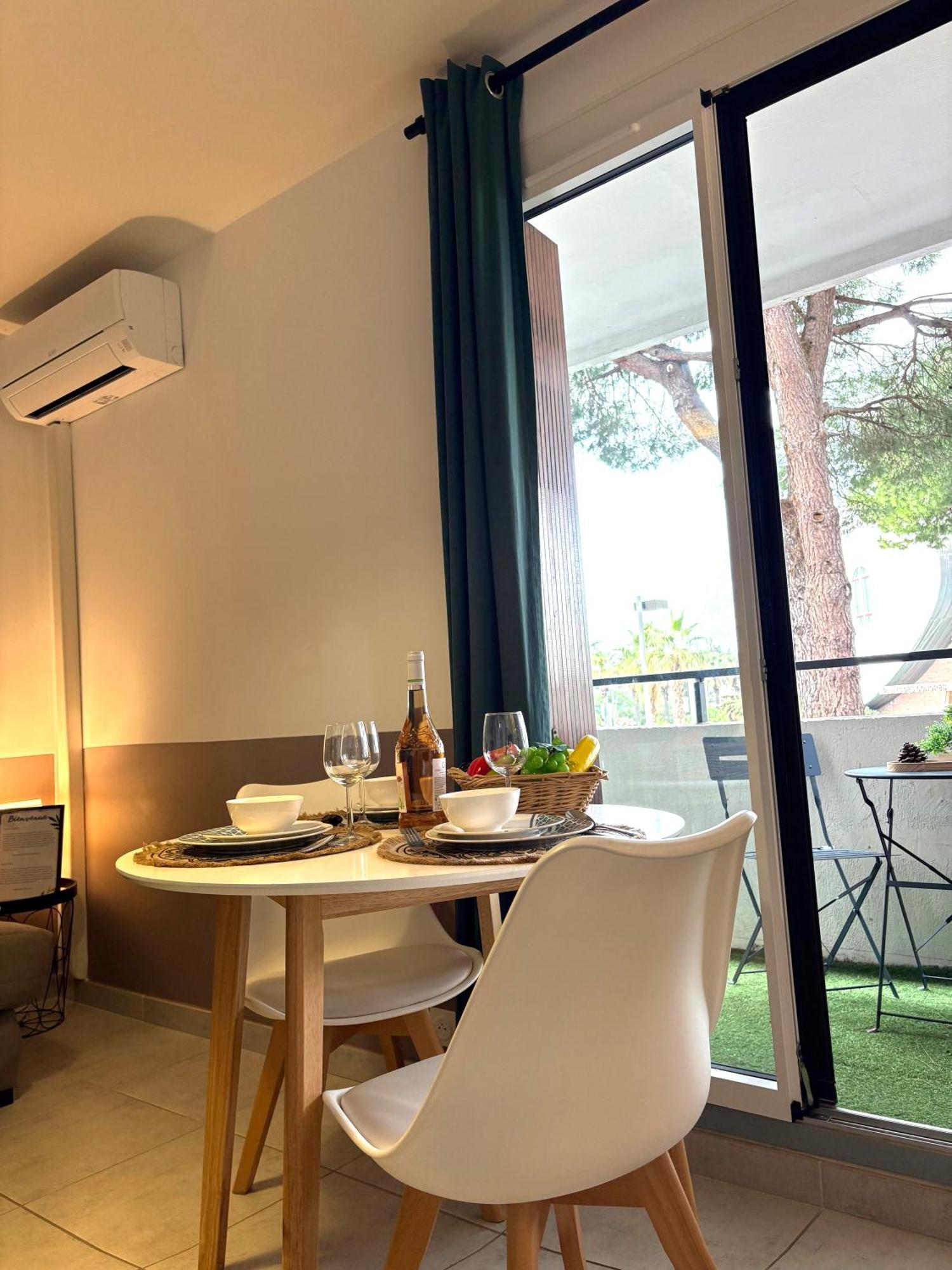 L'Amazone Studio Plein Centre Plages A 2Min Clim Wifi Sur Le Port - Top Prosconciergerie- Λα Γκραντ-Μοτ Εξωτερικό φωτογραφία
